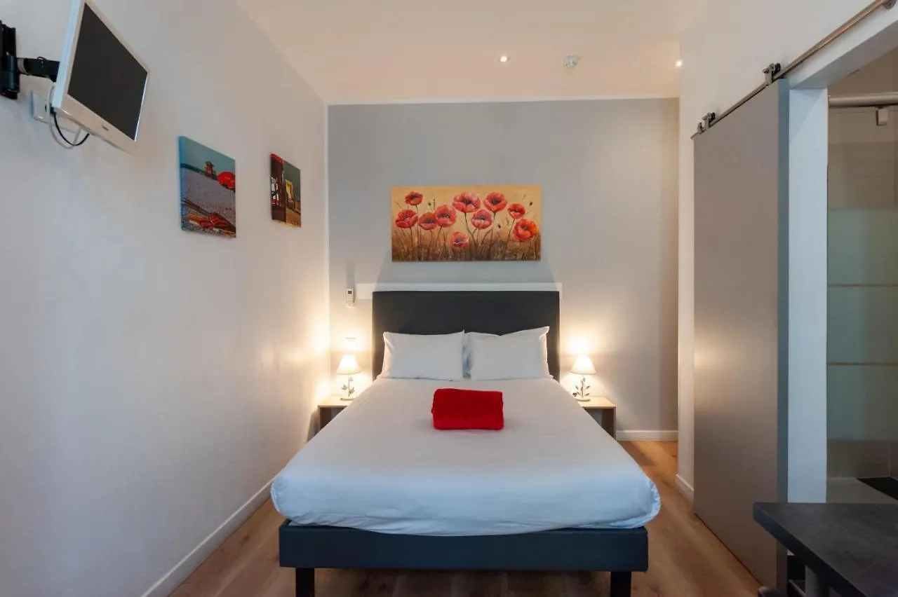 Hotel l'Hotera Cannes 2*,