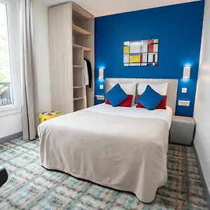 *** Hotel Du Mont Dore Batignolles Francia