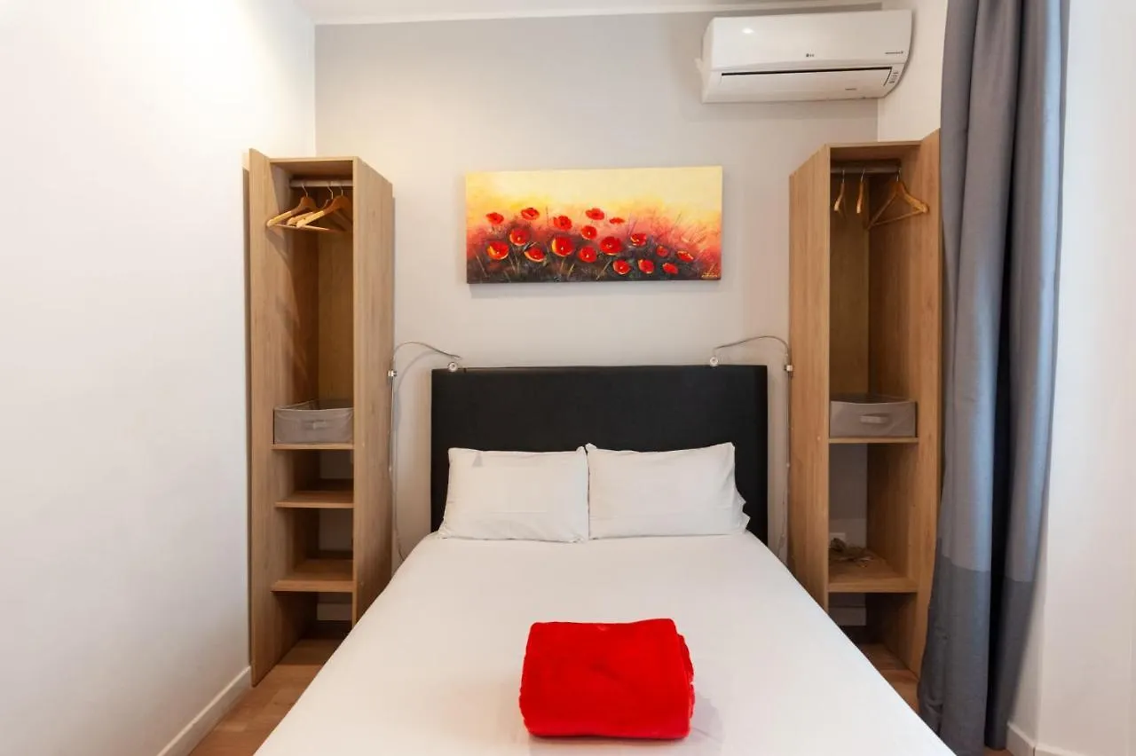 Hotel L'Hotera Cannes 2*,  France